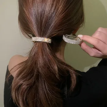 2021 Експлозивна корейската версия на пролетта шипове с кристали елегантен дамски модни шнола за коса бижута