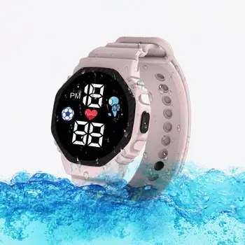 Леки Стилни модни футболни led Цифров часовник с Дигитален механизъм, Подарък Цифров Часовник със защита от падане за ежедневието